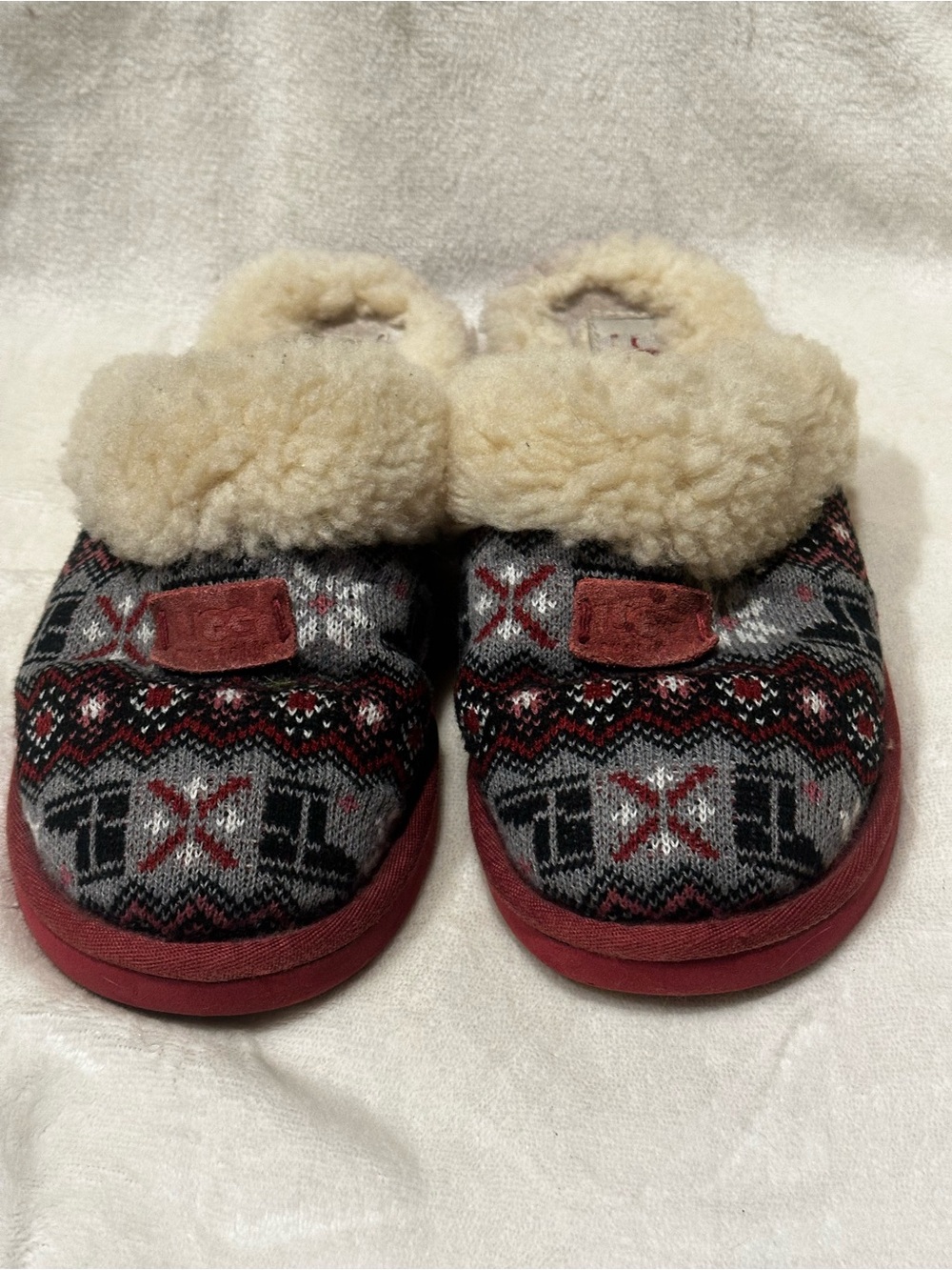 Ugg Cozy Nordic Knit Slipper, red Multi, Womens Size 6.5 Warm Cabin Camping